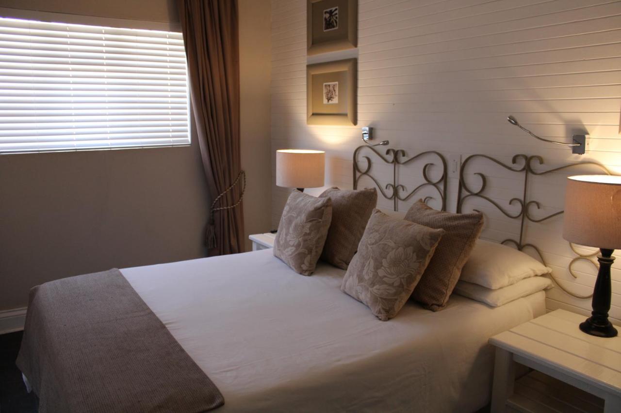 The Calitz Hotel Calitzdorp Buitenkant foto