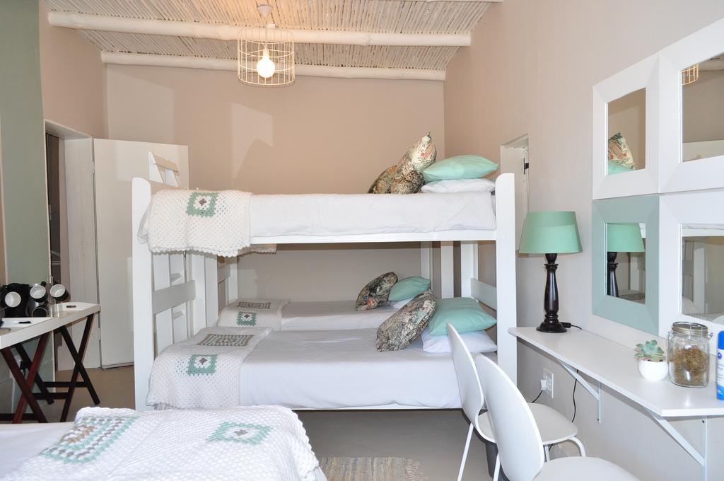 The Calitz Hotel Calitzdorp Buitenkant foto